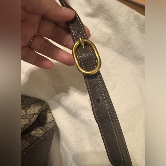 ❌❌SOLD ON FB❌❌Vintage Gucci Crossbody - Picture 14 of 17